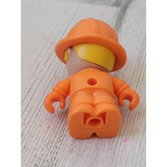 Orange handyman safety toy figure person accessory - Picture 4 of 4